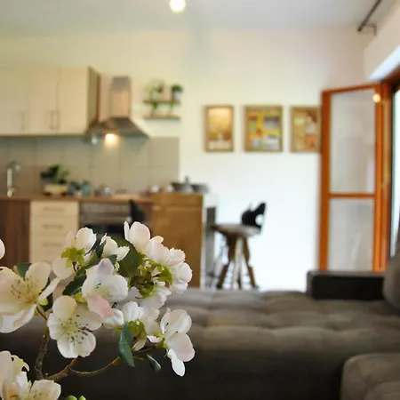 Vakantiehuis Houseloft Miramare In Fourka Beach